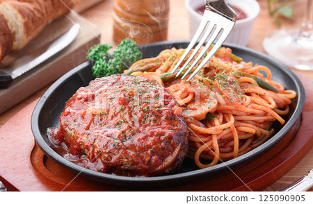 hamburger spaghetti 125090905
