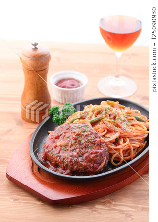 hamburger spaghetti 125090930