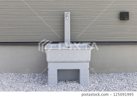 新型戶外水龍頭的圖片 125091995