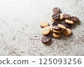 庫存照片: 巧克力餅乾 125093256