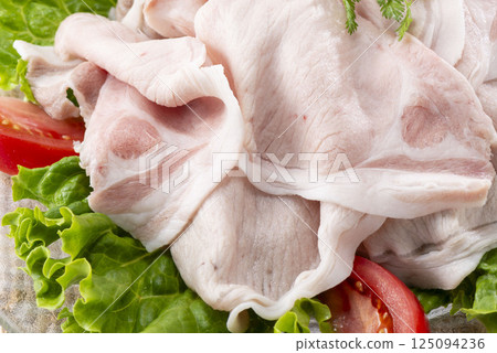Pork shabu-shabu salad 125094236