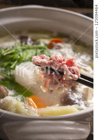 Grated radish hot pot dish Grated radish hot pot dish 125094464