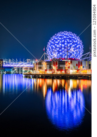 加拿大溫哥華市中心夜景 加拿大溫哥華市中心夜景 125094904