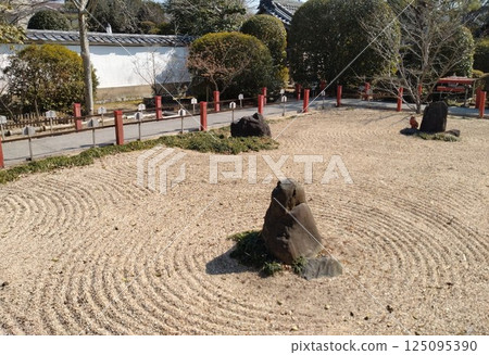 Noma Daibou Main Bldg.Circle Road Daimon Yuki 125095390