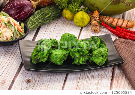 Indian green chicken mint tikka Indian green chicken mint tikka 125095884