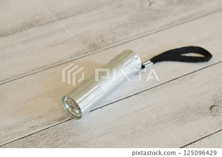 方便的燈 方便的燈 125096429