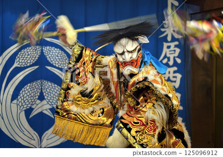 石見神樂：濱田市三宮神社的夜神樂：神林 125096912
