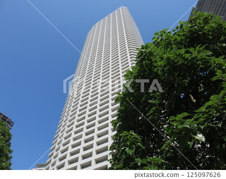A landscape with a tower apartment 125097626