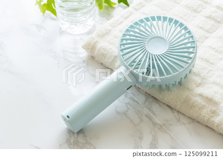 Handy fan, portable electric fan 125099211