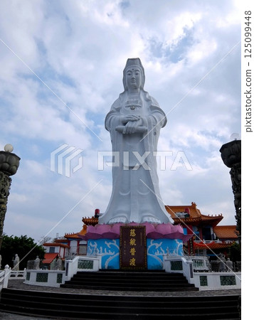 Zhongzheng Park, Guanyin Statue (Keelung/Taiwan) Zhongzheng Park, Guanyin Statue (Keelung/Taiwan) 125099448