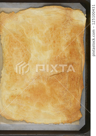 Baked puff pastry Baked puff pastry 125100431