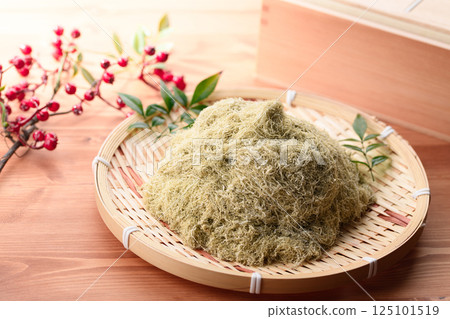 Tororo kelp from Rishiri, Hokkaido, served on a bamboo basket Tororo kelp from Rishiri, Hokkaido, served on a bamboo basket 125101519