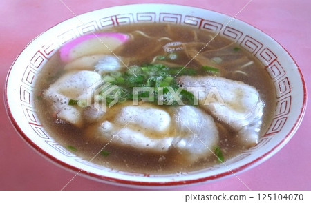 Wakayama ramen, Chinese noodles, ramen, garage style Wakayama ramen, Chinese noodles, ramen, garage style 125104070