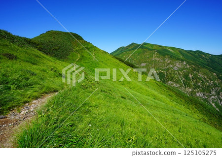 Mount Eboshi and Mount Baikabiki in the Iide mountain range 125105275