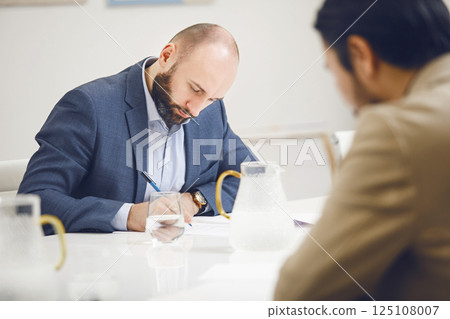 Advanced Sommelier Training Session. Wine Tasting School. Professional Development Courses for Winemakers. Advanced Sommelier Training Session. Wine Tasting School. Professional Development Courses for Winemakers. 125108007