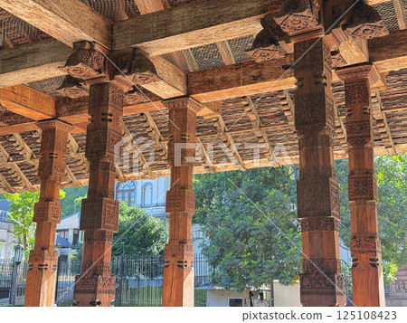 Decoration of pillars, beams and roof of the King's Assembly Hall, Temple of the Tooth Relic, World Heritage Site, Kandy 125108423