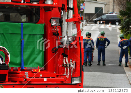 Fire brigade training Fire brigade training 125112873