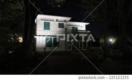 Ellisman House in Yokohama Yamate Western Hall 125121255