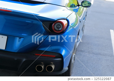 Blue sports car image 125122087