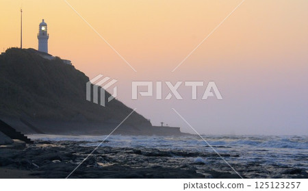 有燈塔的風景：禦前崎燈塔 125123257