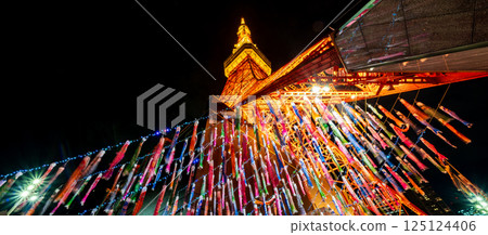 "Tokyo" Night view of carp streamers swimming in Tokyo Tower 125124406