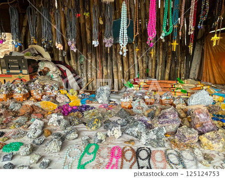 墨西哥馬皮尼村大江原礦 125124753