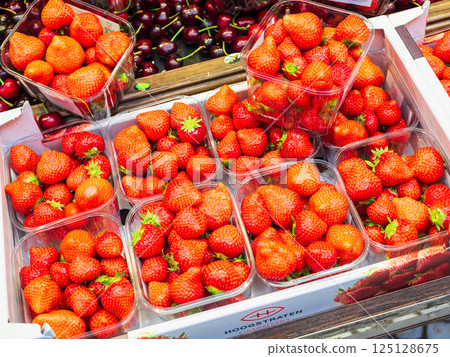 Belgian strawberries at a Paris greengrocer Belgian strawberries at a Paris greengrocer 125128675