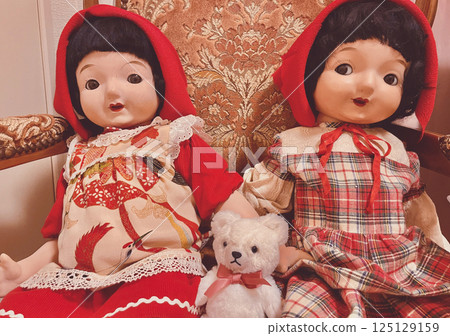 古玩娃娃雙胞胎 古玩娃娃雙胞胎 125129159