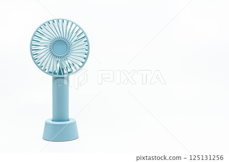 方便的風扇,便攜式電風扇,白色背景 方便的風扇,便攜式電風扇,白色背景 125131256