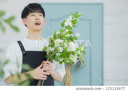 Florist man Florist man 125132677