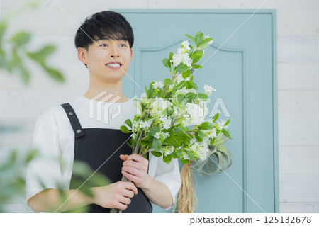 Florist man Florist man 125132678