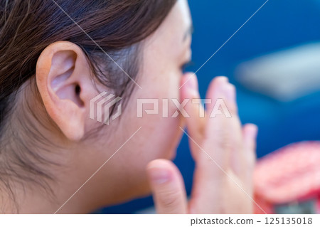 female, females, lady 125135018