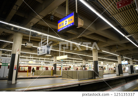Kintetsu Osaka Abenobashi Station Express Boarding Location 125135337