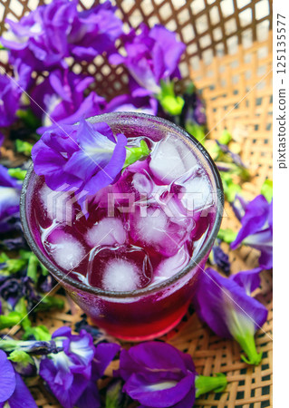 Butterfly Pea Flower Tea 125135577