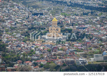 Cityscape of Tbilisi, capital of Georgia, aerial panoramic view from Mtatsminda Park 125137019