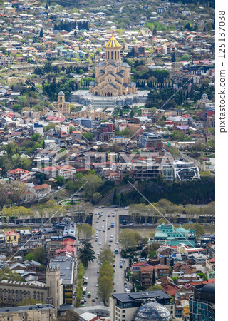 Cityscape of Tbilisi, capital of Georgia, aerial panoramic view from Mtatsminda Park 125137038