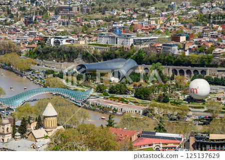 Cityscape aerial panoramic view of Tbilisi, capital of Georgia 125137629
