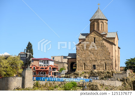 Metekhi church and King Vakhtang Gorgasali monument in Tbilisi, Georgia 125137677