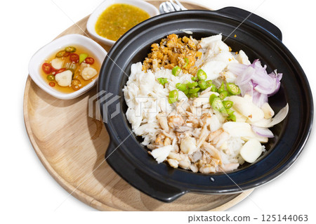 Top view of Crabmeat Curry with Fermented Rice Noodle, focus selective Top view of Crabmeat Curry with Fermented Rice Noodle, focus selective 125144063