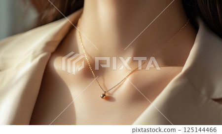 Women's neck 125144466