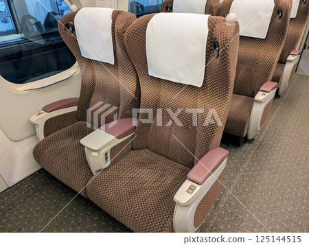 東海道新幹線 山陽新幹線 N700S N700系列 綠色車廂內裝座椅 125144515