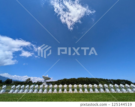 日本國立天文台野邊山電波天文台45米毫米波望遠鏡電波日光儀 日本國立天文台野邊山電波天文台45米毫米波望遠鏡電波日光儀 125144519