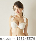 泳裝工作室拍攝的女人 125145579