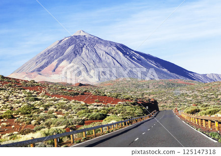 The volcano El Teide in Tenerife, Spain The volcano El Teide in Tenerife, Spain 125147318