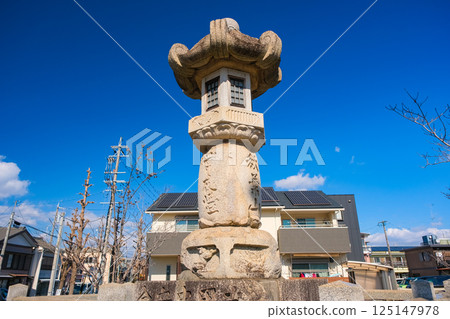 The large lantern in Shinmachi, Toyohashi City, Aichi Prefecture 125147978