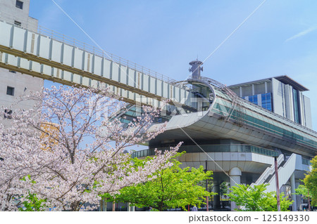 [千葉縣千葉市]宮古川公園的櫻花和千葉市單軌電車縣廳站 125149330
