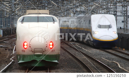 Joetsu Shinkansen 200系列和E4系列Max系列 Joetsu Shinkansen 200系列和E4系列Max系列 125150250