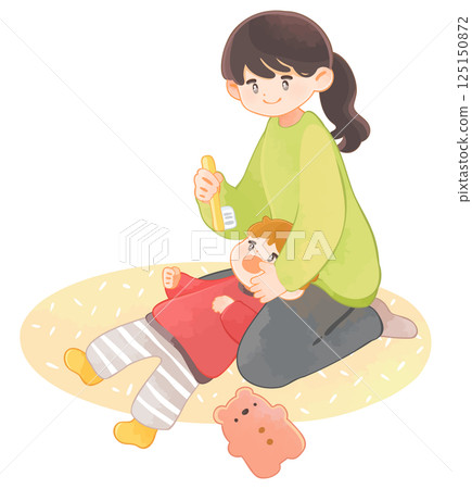 一位母親正在為孩子刷牙 125150872