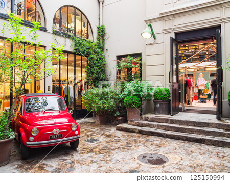 Merci: A popular select shop in Paris 125150994