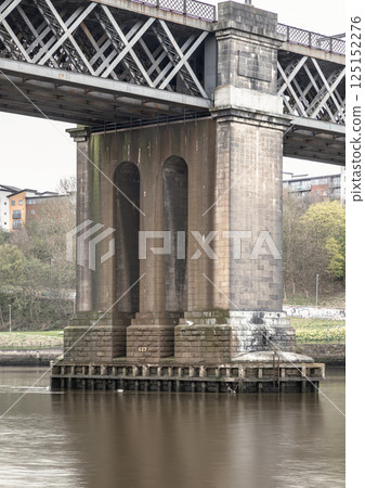 Girders and foundations support of The King Edward VII Bridge (Railway viaduct). 125152276